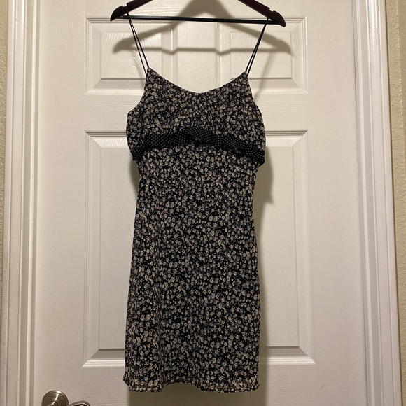 Cotton Candy Dresses & Skirts - Mini floral dress